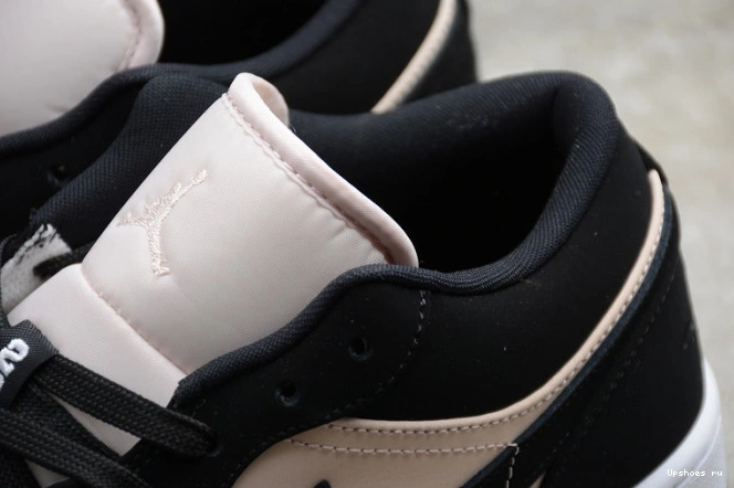 DC0774-003  Low Jordan (W) Black Ice Guava 1 0404